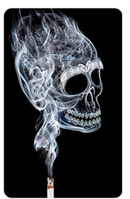 کارت استیکر برش خورده طرح جمجمه و دود سیگار (Skull)